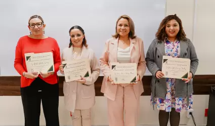 Imparten pltica "Mitos y Realidades de la Adopcin" a estudiantes de UABC Rosar