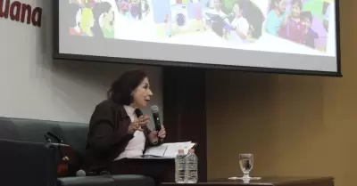 Conferencia magistral "Construyendo equidad: Mujeres lderes en el mbito profes