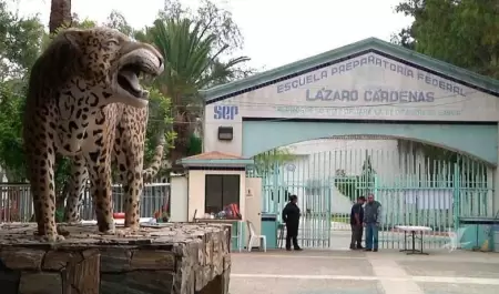 Preparatoria L�zaro C�rdenas