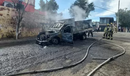 Incendio en camin repartidor de gas controlado por autoridades