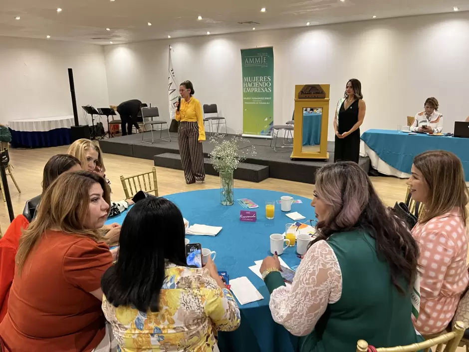 Crean en Tijuana redes de apoyo para las mujeres en el mundo empresarial