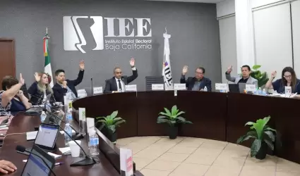 Resuelve IEEBC en relaci�n a las solicitudes de registro de candidaturas para el