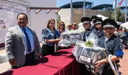 Gana secundaria #18 Magisterio primer lugar en concurso estatal de bandas de gue