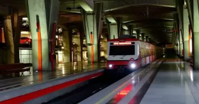 Tren Suburbano