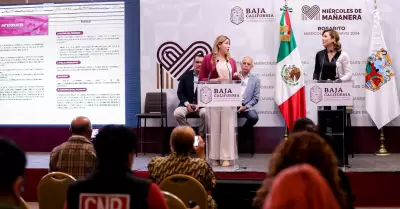 La gobernadora de Baja California, Marina del Pilar Avila Olmeda,