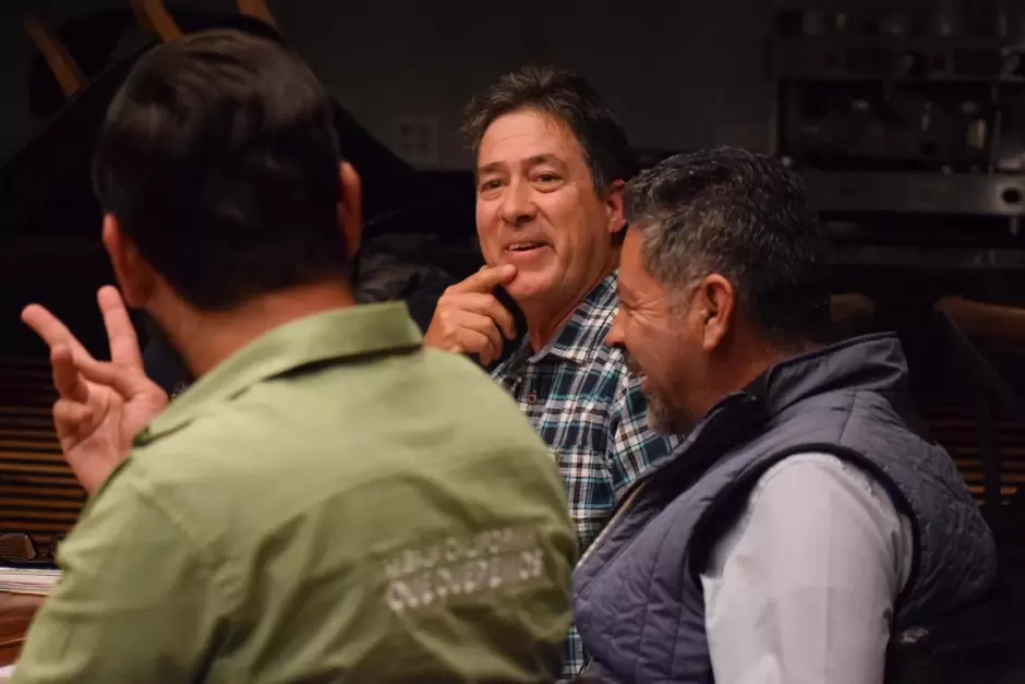 Juan Carlos Hank Krauss se reuni con integrantes de la Unin de Pescadores de Ensenada.