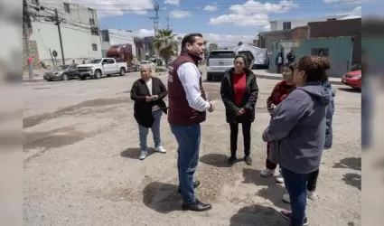 Promete Ismael Burgueo una ciudad con calles transitables y seguras