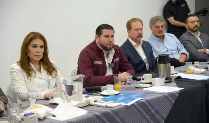 CDT present sus proyectos a candidato a la alcalda de Tijuana, Ismael Burgueo