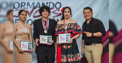 Celebra CECYTE BC concurso estatal de canto