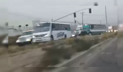 Accidente vial en Tijuana obstruye circulacin en la carretera Tijuana-Tecate