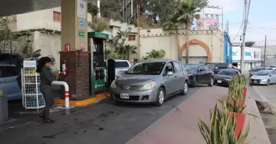 Desabasto parcial de gasolina en Tijuana desata compras de pnico