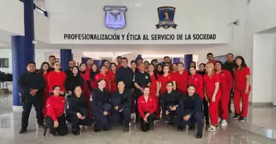 Estudiantes de criminologa se vuelven cadetes por un da en CENFOCAP