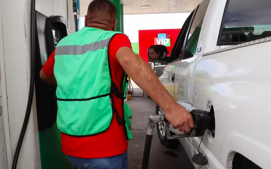 Comienza restablecimiento de combustible