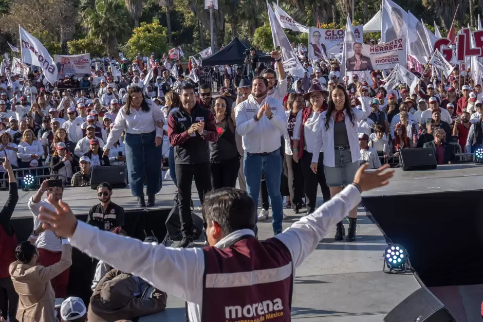 Encabeza Ismael Burgueo multitudinario cierre de campaa