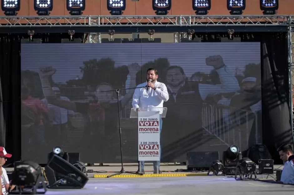 Encabeza Ismael Burgueo multitudinario cierre de campaa