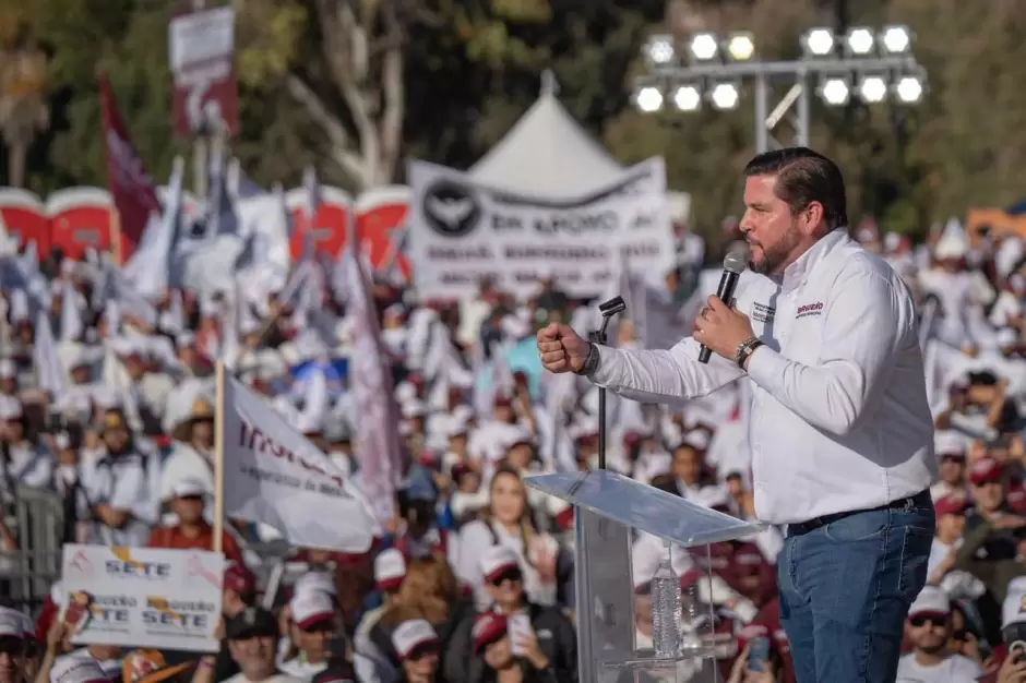 Encabeza Ismael Burgueo multitudinario cierre de campaa