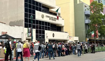 Filas Largas y Escasez de Boletas en Consulados Mexicanos en EE. UU.