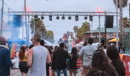 Glow Beach Fest Pride LGBTIQ