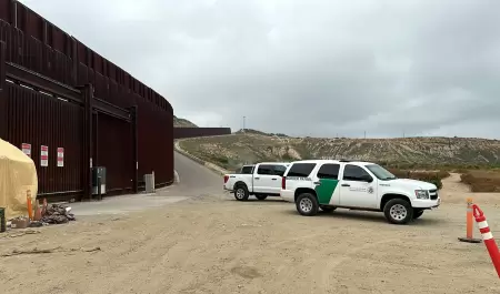 Patrulla Fronteriza contina liberando a migrantes en calles de San Diego