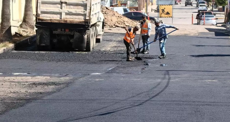 Obras de bacheo y pavimentacin