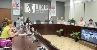 Sesiona Junta General Ejecutiva del IEEBC