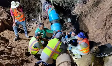 CESPM repara fuga de aguas negras en canal �lamo, Ciudad Morelos