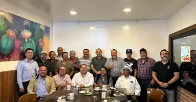 Grupo transportistas Ensenada