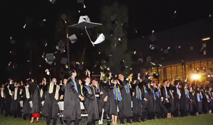 370 alumnos culminan estudios de bachillerato en Cetys Universidad