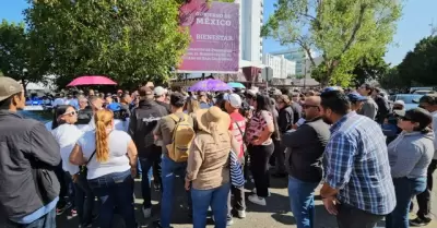 Habitantes del Maclovio se enfrentan en oficinas federales de Tijuana