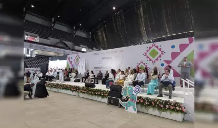 Presente DIF Municipal a Encuentro Nacional para los sistemas de todo el pas