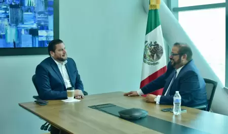 Ismael Burgueo Ruiz se rene con el Magistrado Alejandro Isaac Fragozo Lpez