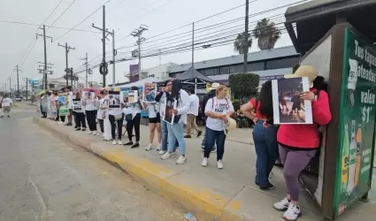 Vecinos de Lomas Conjunto Residencial exigen reubicacin justa por deslizamiento