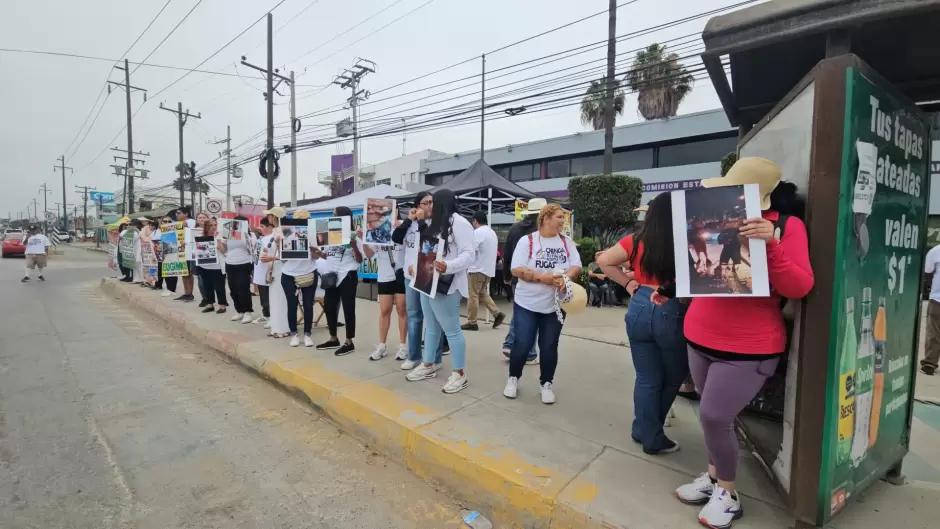 Vecinos de Lomas Conjunto Residencial exigen reubicacin justa por deslizamiento de calle