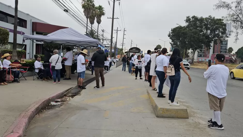 Vecinos de Lomas Conjunto Residencial exigen reubicacin justa por deslizamiento de calle