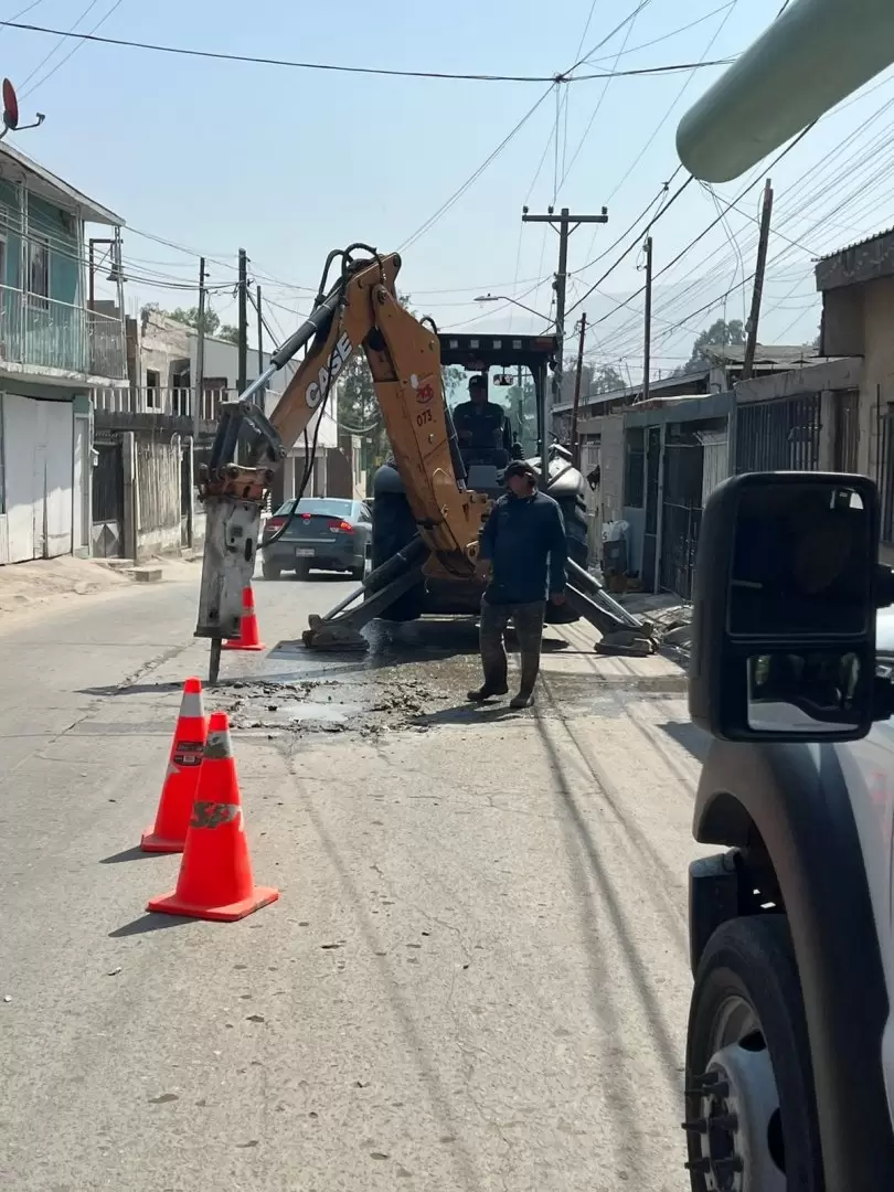 Trabajos de mantenimiento correctivo en redes de agua potable y sanitarias