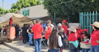 Plantn en CFE, para exigir luz en nueve colonias de la Zona Este de Tijuana