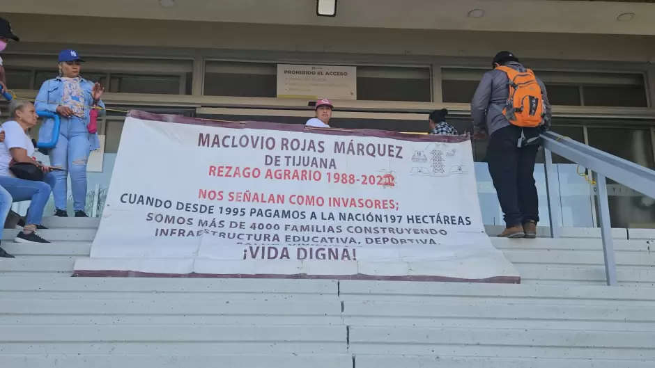 Manifestantes de Maclovio Rojas