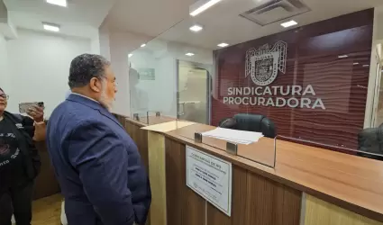 Aboytes presenta denuncia contra alcaldesa de Tijuana y Oficial Mayor por irregu