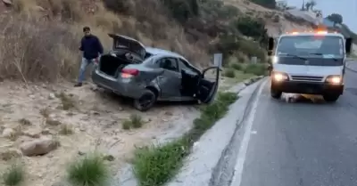 Vehculo pierde el control en Buenavista tras intentar esquivar a un perro