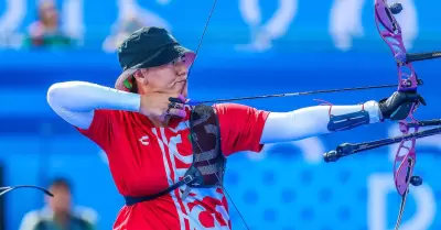 Alejandra Valencia clasifica a los octavos de final de tiro con arco individual.