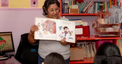 Presentan en Biblioteca Modelo libro "El Blues del Migrante"