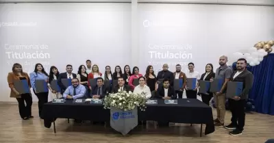 Realiza CESUN Universidad ceremonia de entrega de Ttulos