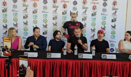 Grupo Caliente proyectar documental sobre el perro lobo mexicano en el Baja Ani