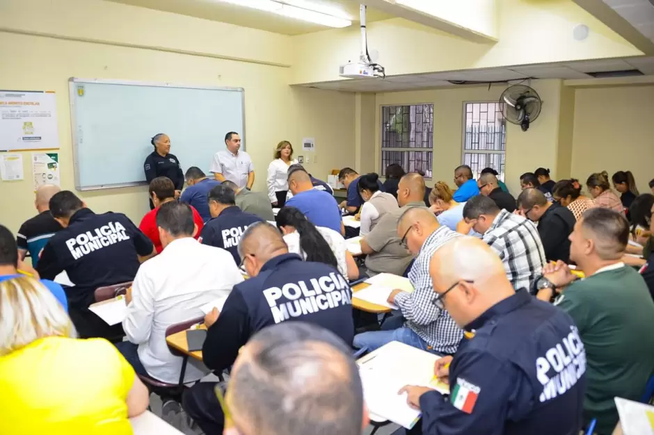 Realiza DSPM y UABC exmenes de recategorizacin 2024 para agentes de seguridad pblica