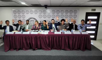 Instalan formalmente la comisi�n de comunicaci�n social y relaciones p�blicas de