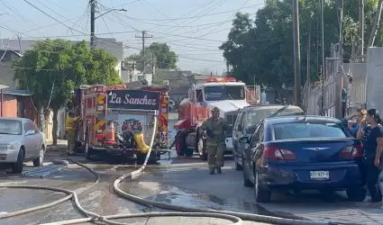 Incendio en la colonia Snchez Taboada afect cinco viviendas