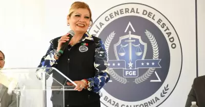 Fiscal General del Estado acerca unidades de atencin a colonias de Tijuana