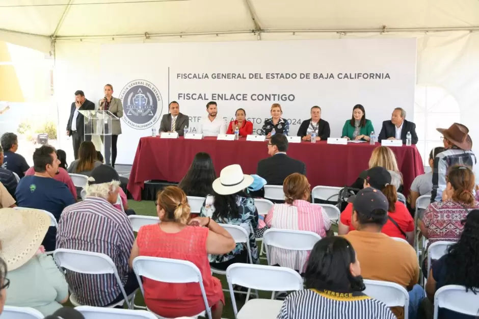 Fiscal General del Estado acerca unidades de atencin a colonias de Tijuana