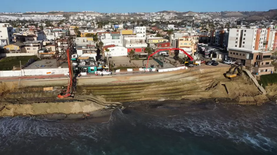 Colapsa techo de caf en Playas de Tijuana