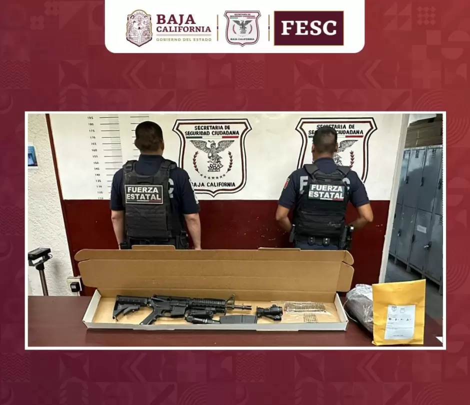 Localizan fusil de asalto en el interior de vehculo con reporte de robo reciente en Mexicali